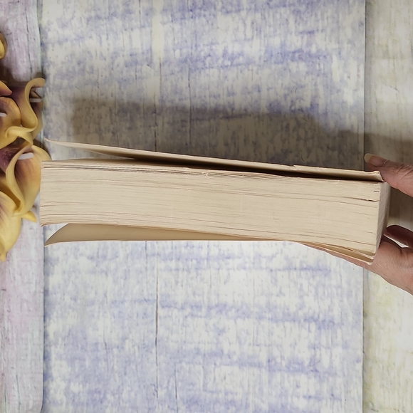 Aleksandr Solzhenitsyn Critical Essays and Documentary Materials Book - Picture 3 of 5